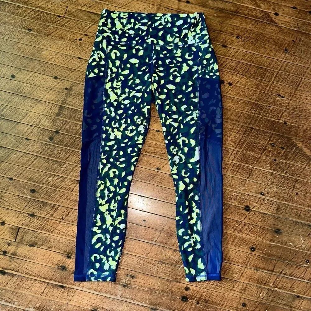 Fabletics Powerhold blue confetti mesh sides cropped leggings